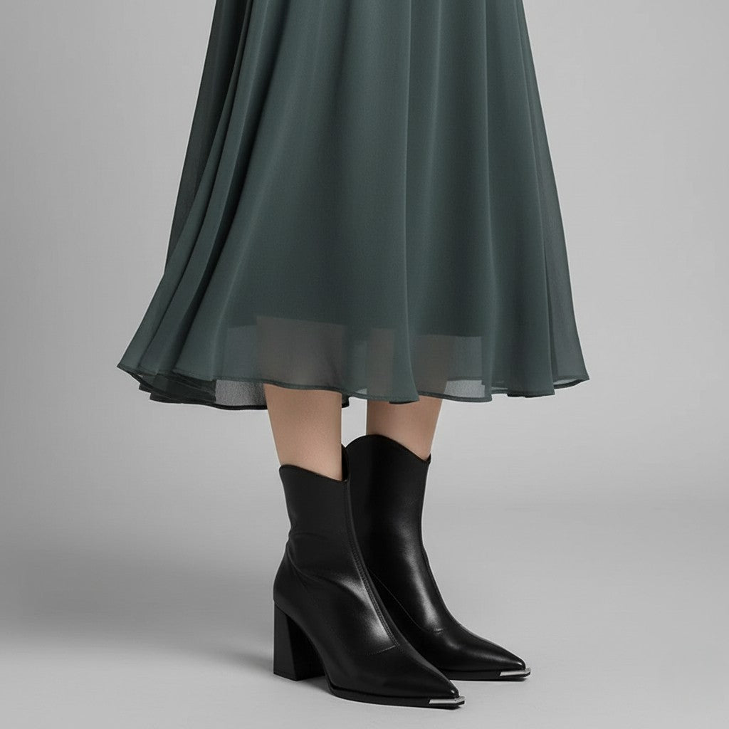 Lorelai | Relaxed Fit Leather Heels