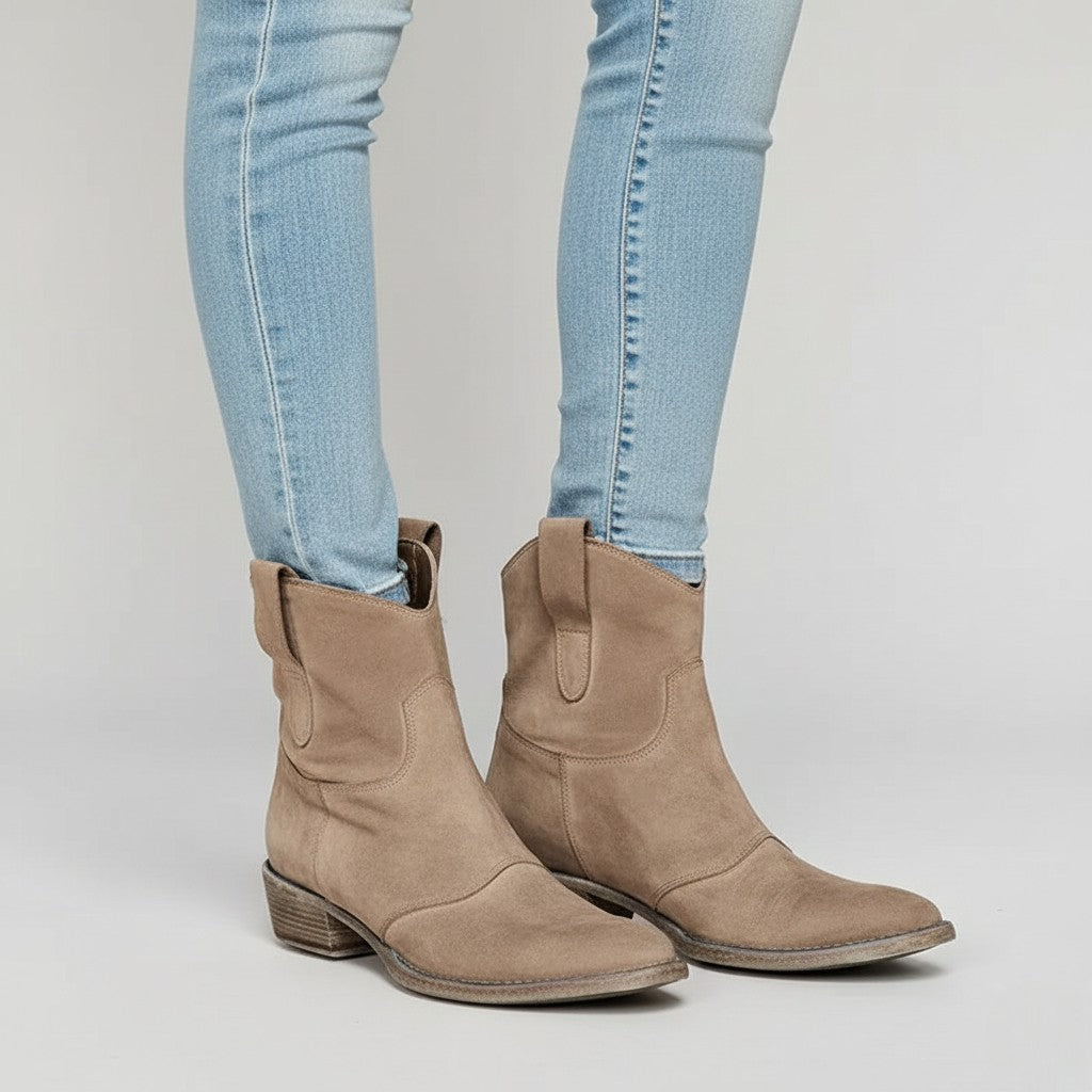 Harley | Vintage Cowboy Ankle Boots