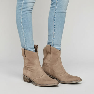 Harley | Vintage Cowboy Ankle Boots