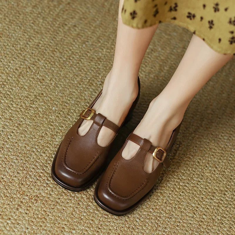 Ysolenne | Elegant T-Strap